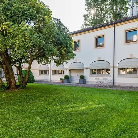 Guesthost Apartamento *