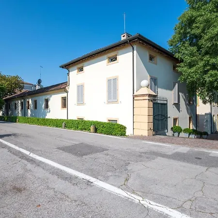 Elegant & Superior Scuderia Molin Villa Osti